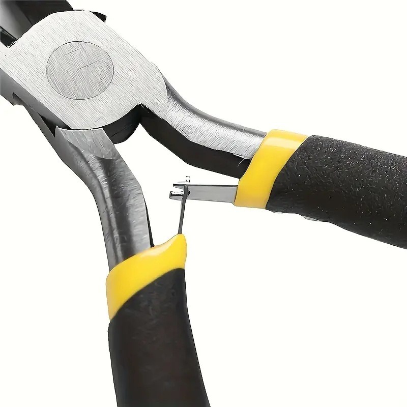 รับผลิตชุดเครื่องมือคีม ไขควง แบบพกพา Tool kit เครื่องมือช่าง ของแจก รับสกรีนโลโก้ เครื่องมือช่าง ชุดไขควง ของแจกของแถม ของพรีเมี่ยม รับยิงเลเซอร์