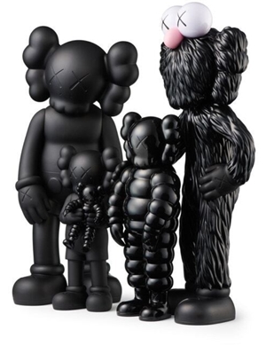 KAWS FAMILY Figures Black 2021