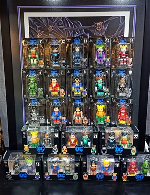 Bearbrick  DC Comice 100% 23 pcs in set 